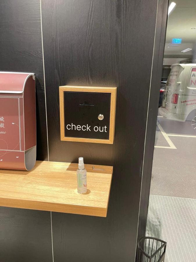 Hotel At Home - Late Arrival Self Check In Graz Exteriör bild